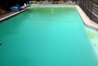 How to clean a cloudy pool with baking soda