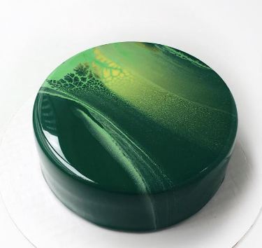 Mirror Glazed Cake