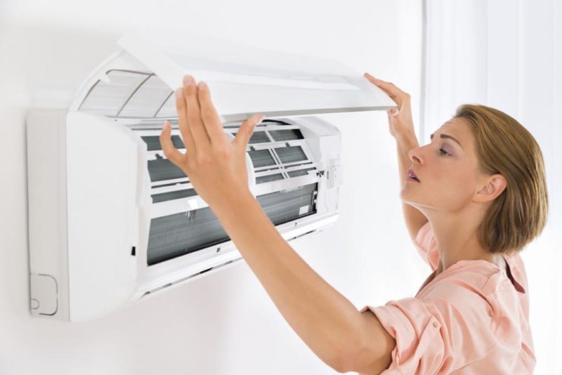 Why Clean Your Air Conditioner After the Holidays