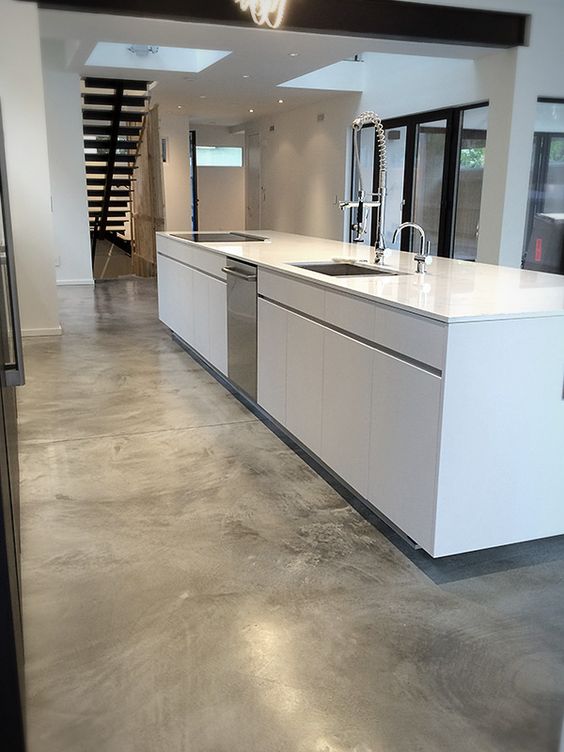 Learn About the Advantages and Disadvantages of Cement Floors